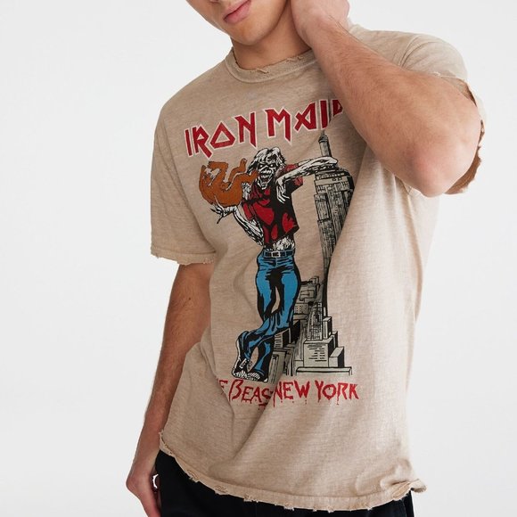 Iron Maiden June 1982 NY Sold Out cuts metal rock Official T-Shirt XL big NWT - Picture 2 of 4